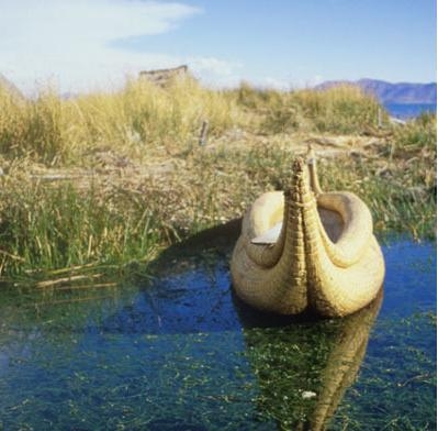 Reed Boat in Copacabana Lake