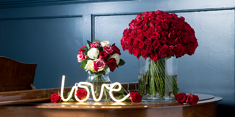 Anniversary Flowers- The Ultimate Guide To The Perfect Romantic Wedding Anniversary