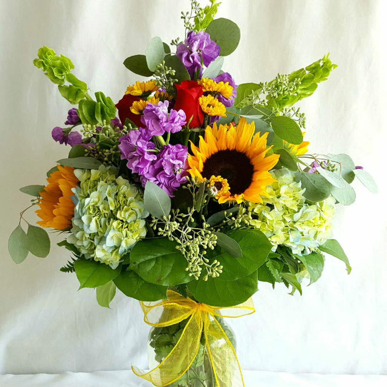 Get Well bright flowers-Summer Breeze Bouquet. (n.d.). [Photograph]. Midwood Flower Shop. https://www.midwoodflowershop.com/summer-breeze-bouquet/